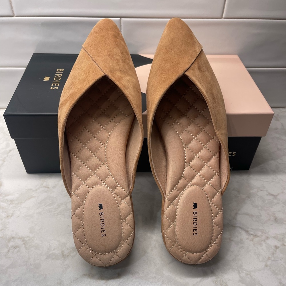Birdies "The Swan" flats. Golden Oak color. Size 9.